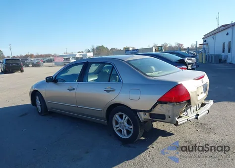 2006 Honda Accord 2.4 Ex из США, поврежденный, VIN 1HGCM56786A183316